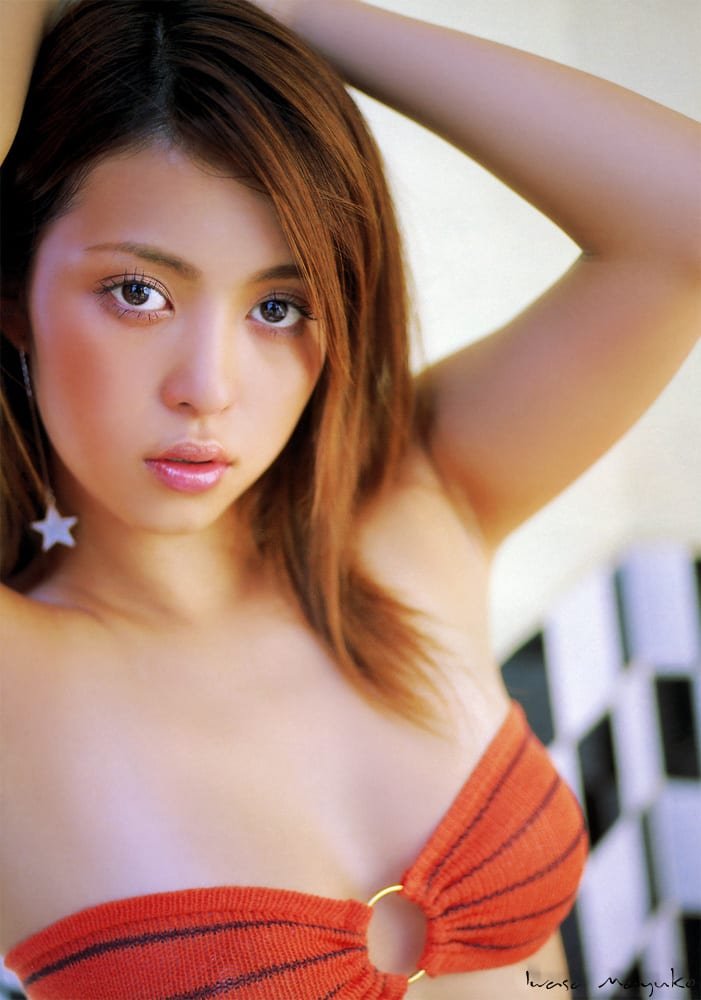 Mayuko Iwasa - Modella e attrice giapponese